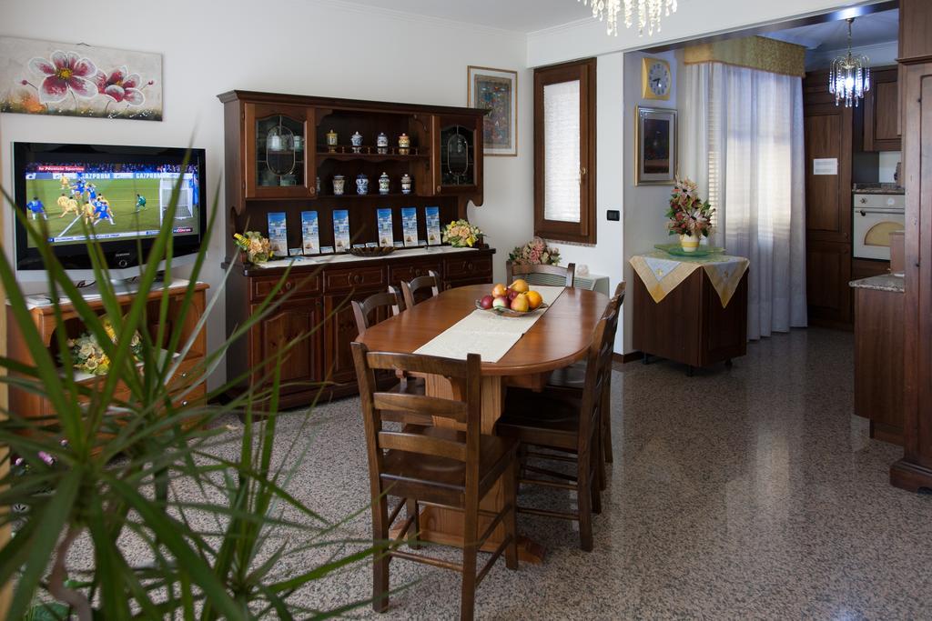 Affittacamere Acquamarina Oristano Kültér fotó