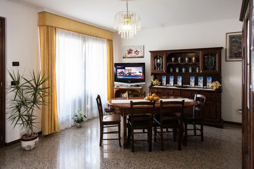 Affittacamere Acquamarina Oristano Kültér fotó